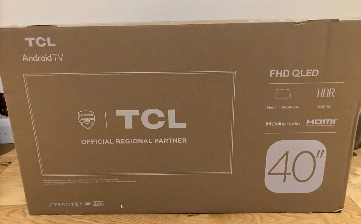 Brand New 40" Slimline SmTelevision - TCL 40V5C-UK - Image 3