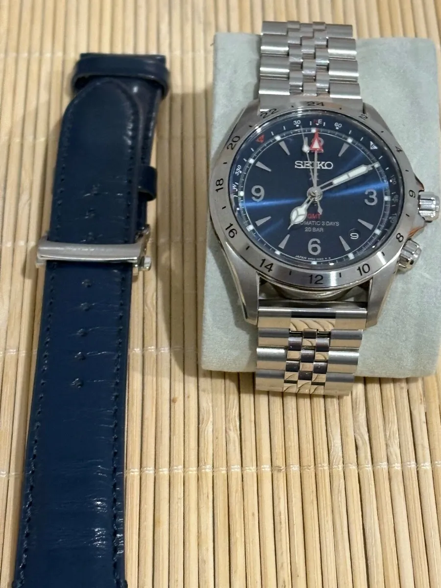 Seiko Alpinist GMT Automatic 200m SPB377J1 - Image 2