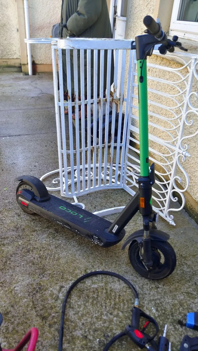Electric Scooter - Image 2