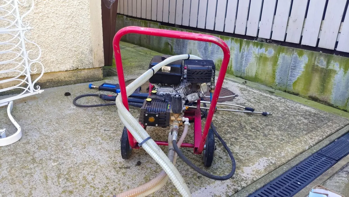 Petrol Power washer - Image 2