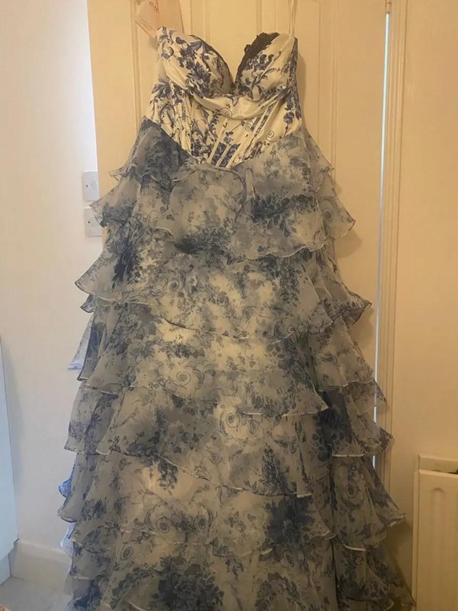 Debs Dress - Image 2