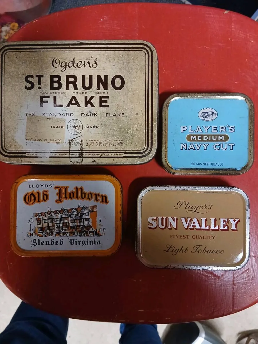 Tabacco tins