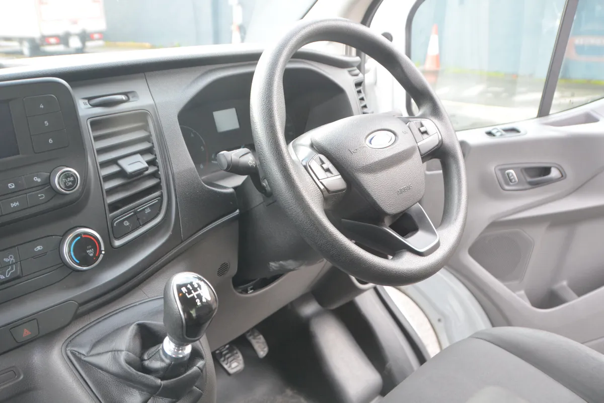 Ford Transit 2022 - Image 4