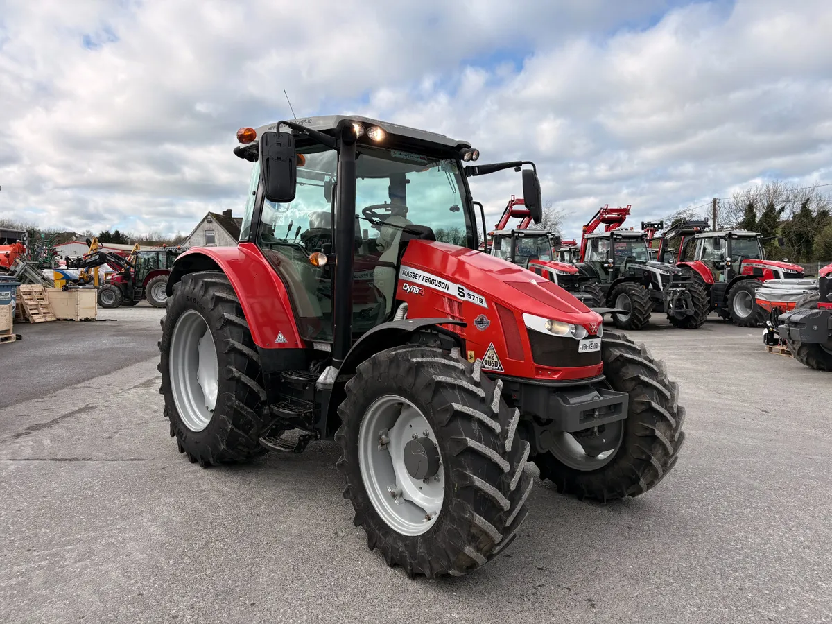 Massey Ferguson 5712S - Image 1