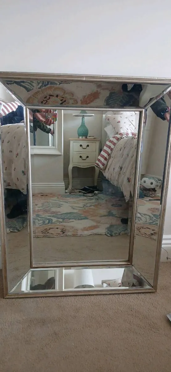 Beautiful Mirror - Image 2