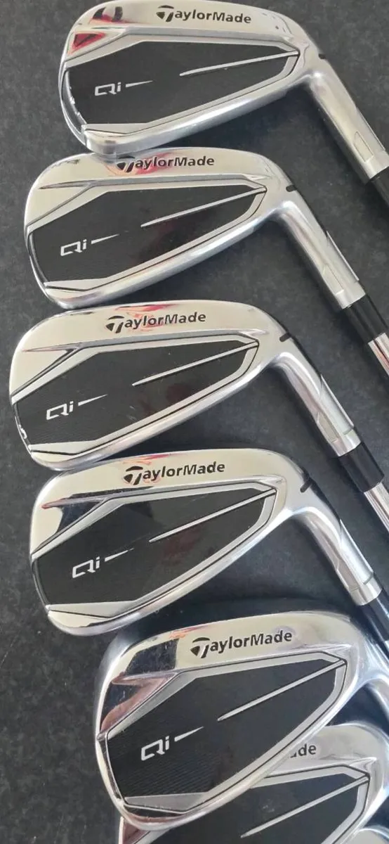 Almost New Taylormade QI10 Irons - Image 2
