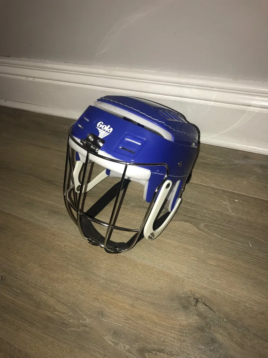 Gola Hurling Helmet - Image 3