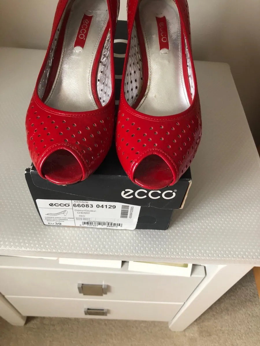 Ecco shoes