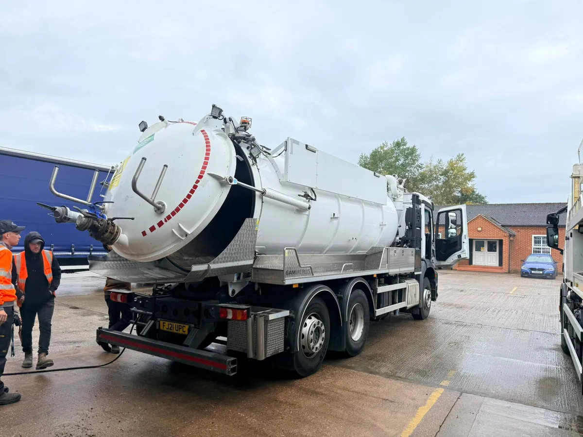 Vacuum Tanker - now on Irish plates - Image 2