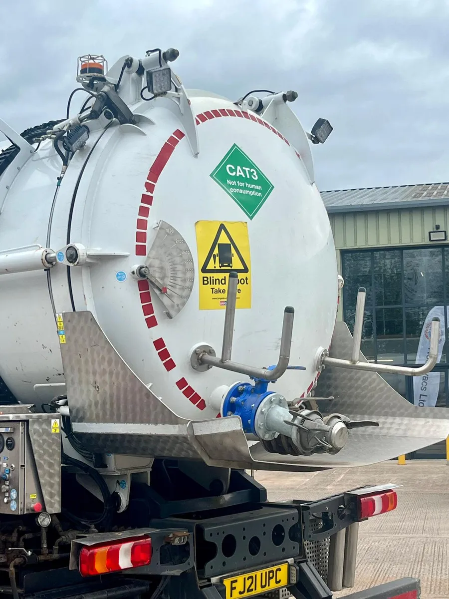 Vacuum Tanker - now on Irish plates - Image 3