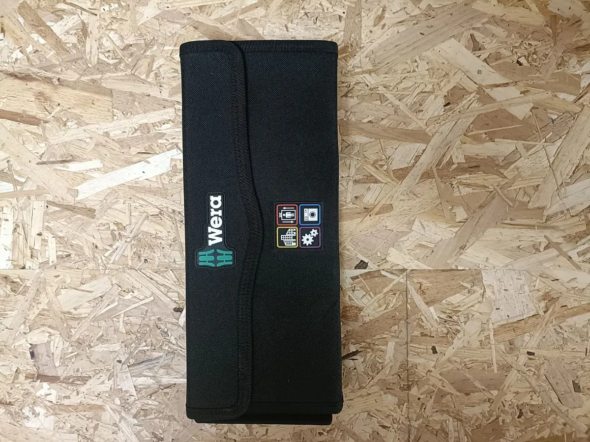 35 piece maintenance tool kit, immaculate. - Image 2