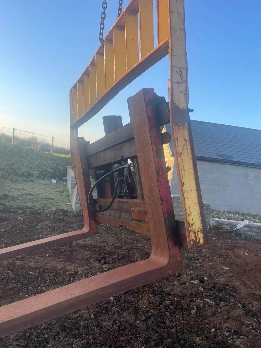 Fork lift toes - Image 1