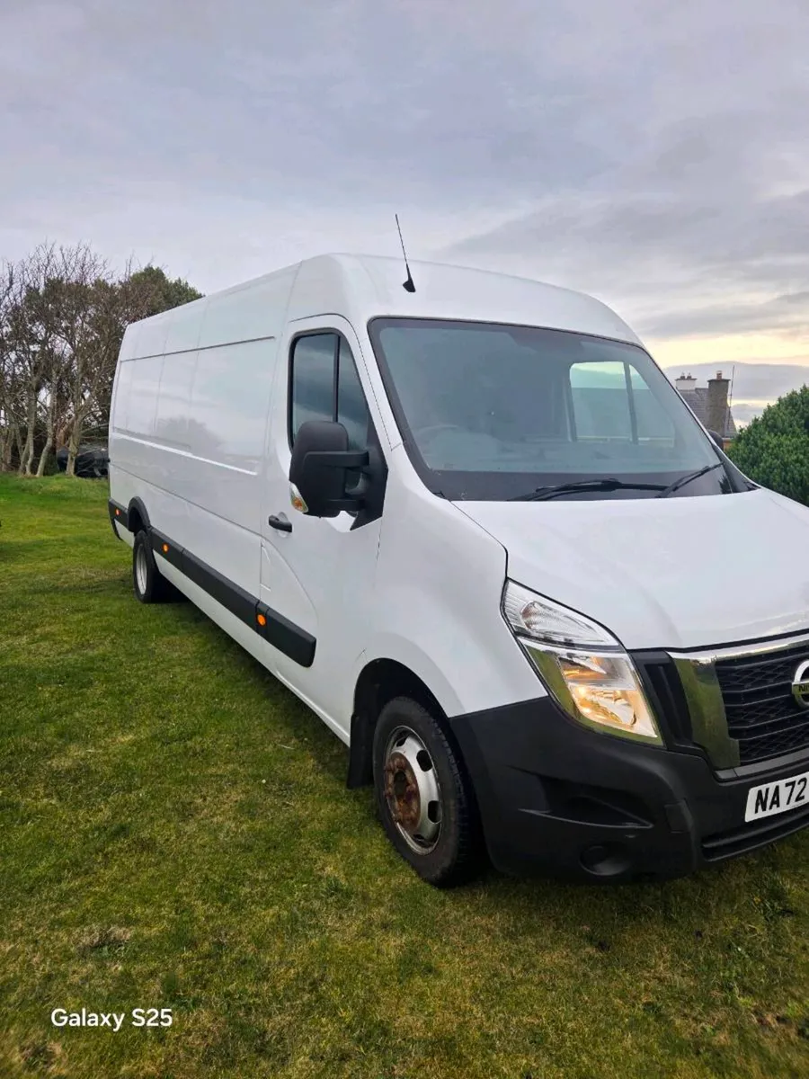 3.5ton twil wheel nissan interstar - Image 1