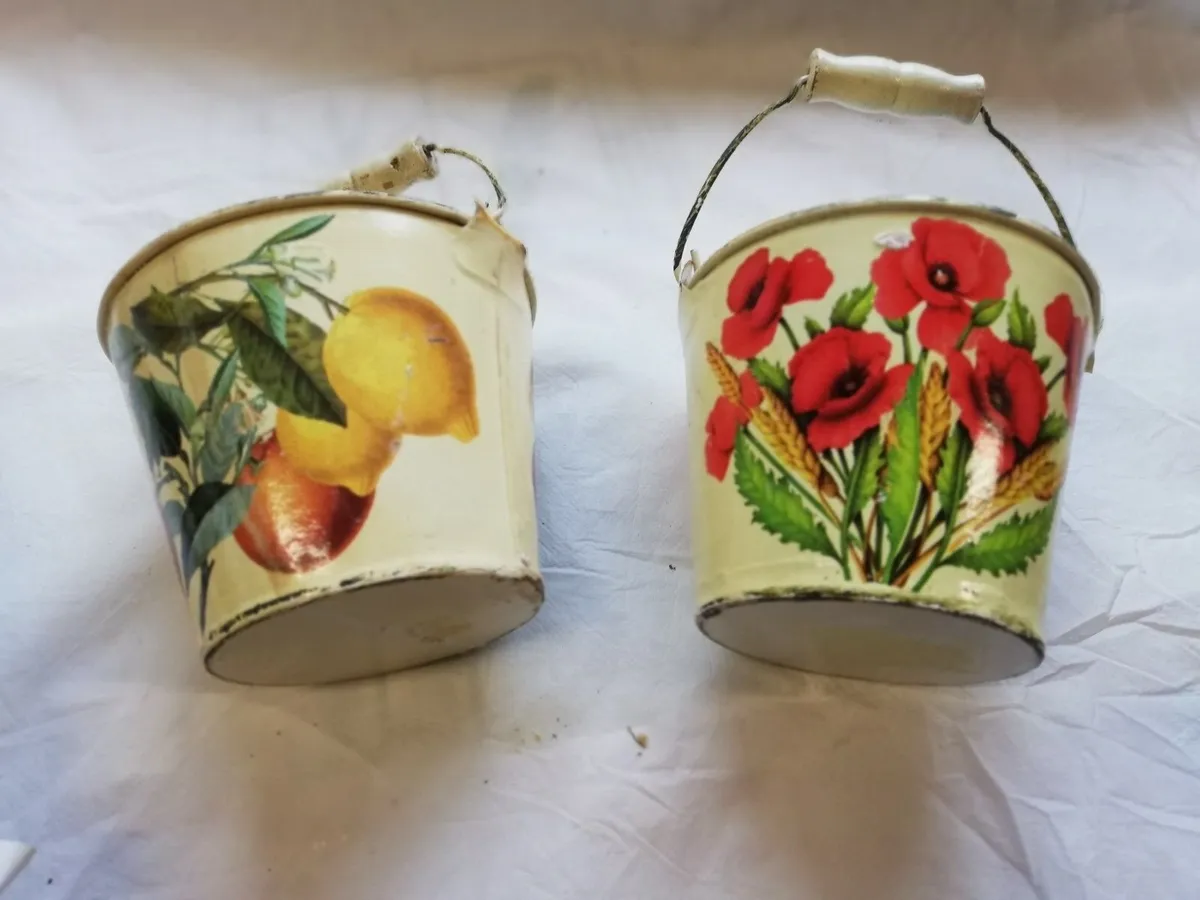 Vintage 2 Small enamel flowers painted buckets Pla - Image 1
