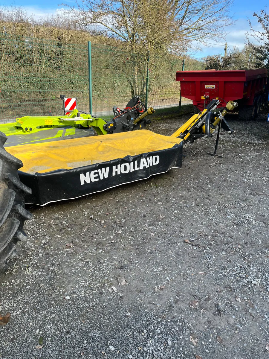 New Holland 9ft - Image 1