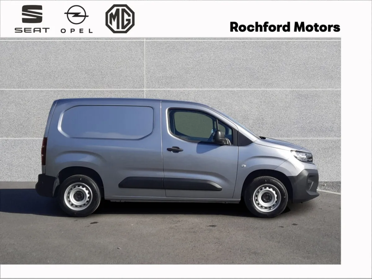 Opel Combo L1H1 Komfort 1.5D 100HP - Image 3
