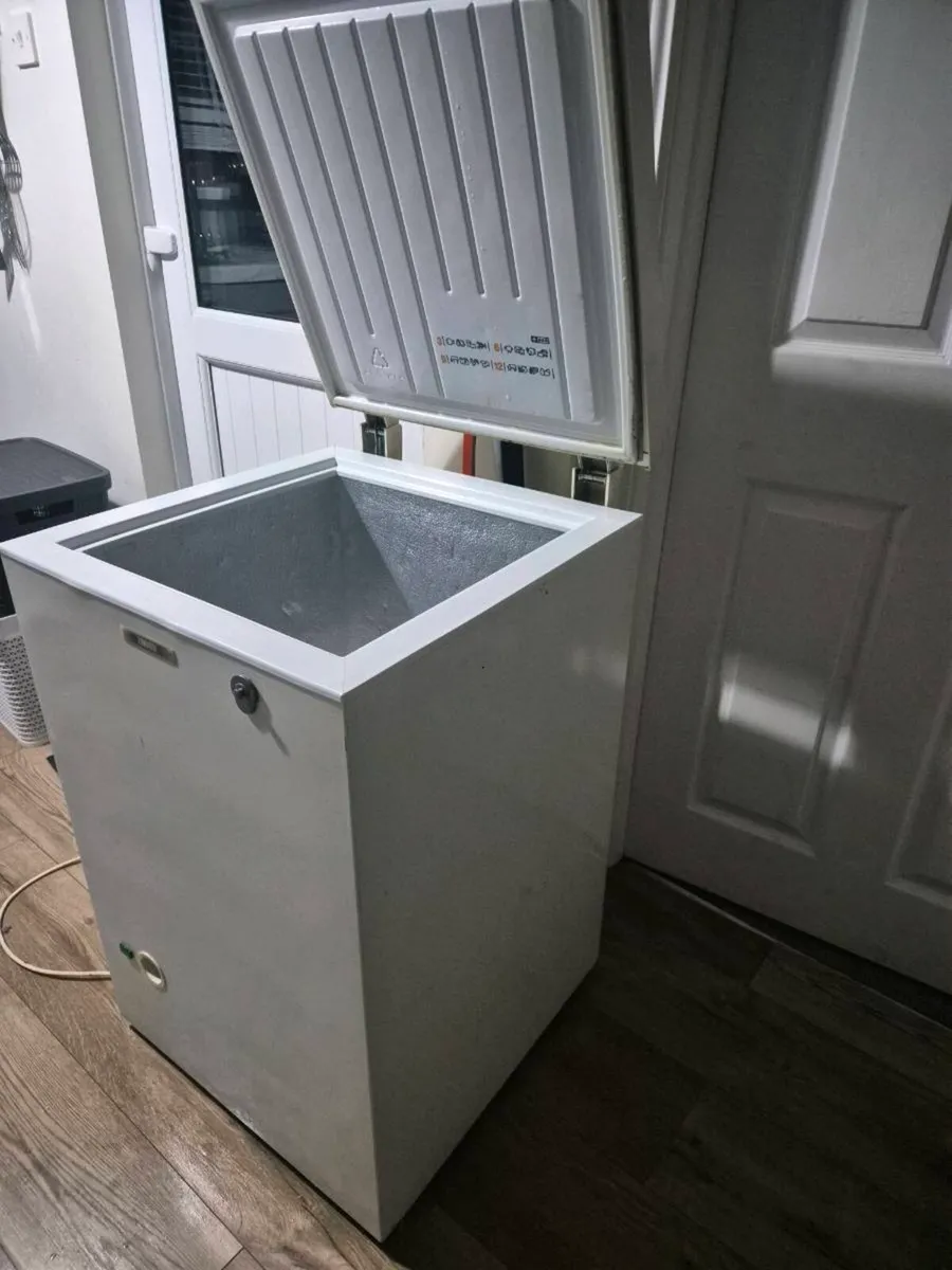 Zanussi chest freezer - Image 1