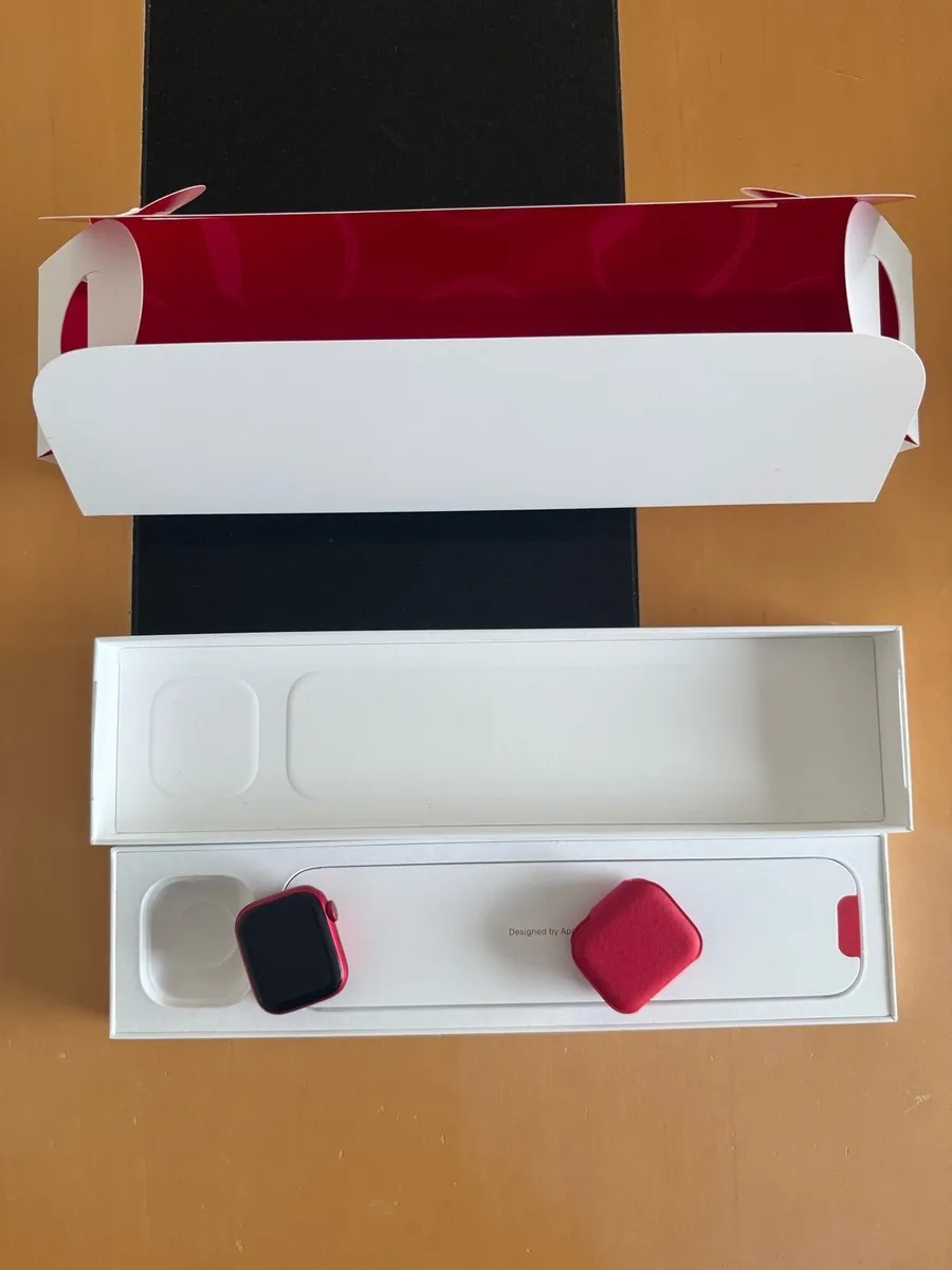 Apple Watch Series 8 GPS + Cellular - Image 2