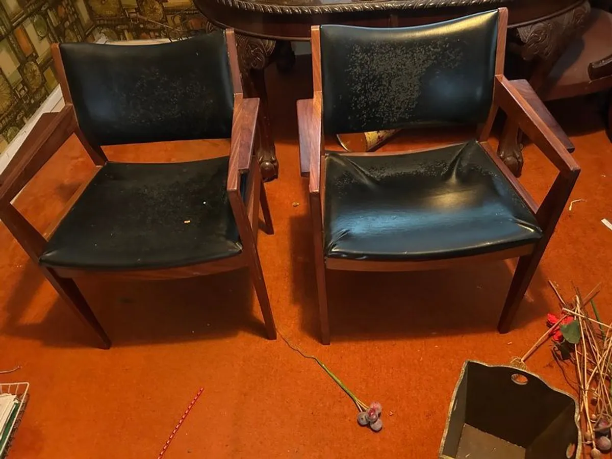 Mid Century Modern Armchairs Pair - Image 1