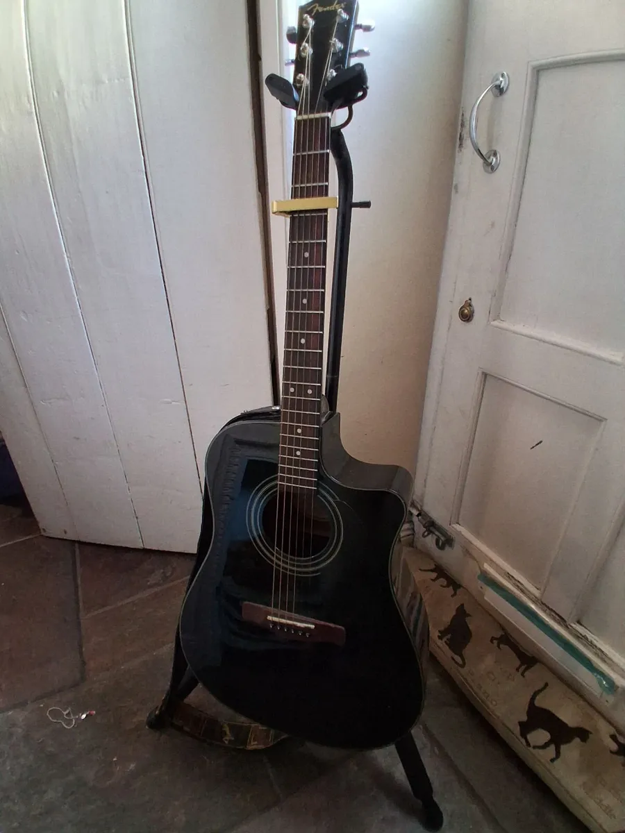 Fender Electric Accoustic Guitar plus accessories - Image 4