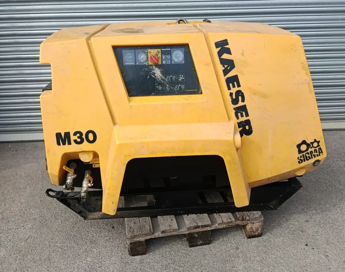 Cars,trailers,trucks & machines - Image 1