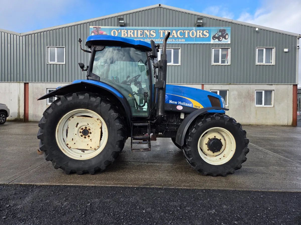 2004 New Holland TS 115 A - Image 1