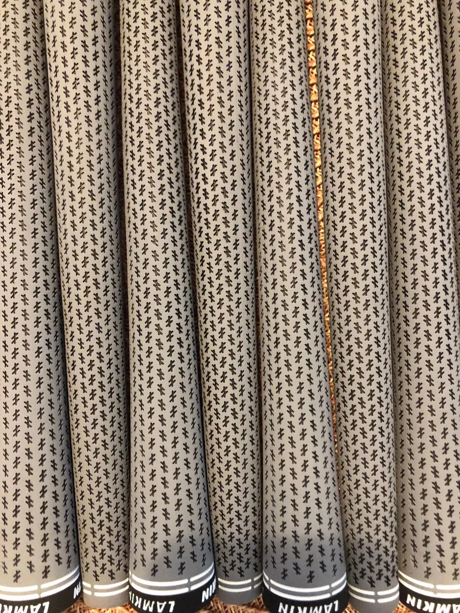 Set (10) Midsize Lamkin Crossline Grips - Image 2