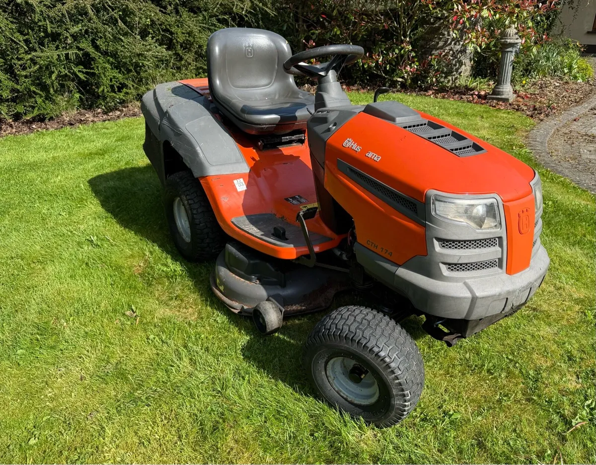 Husqvarna CTH 174 Ride on mower - Image 2