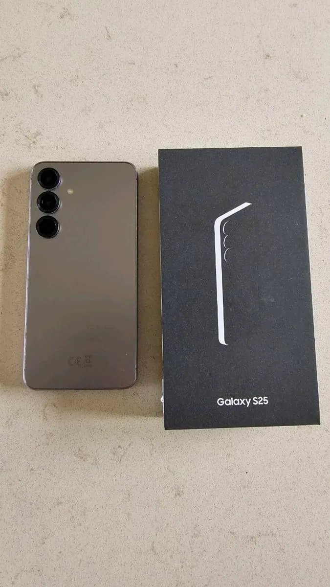 Samsung Galaxy S25 256gb - Image 3