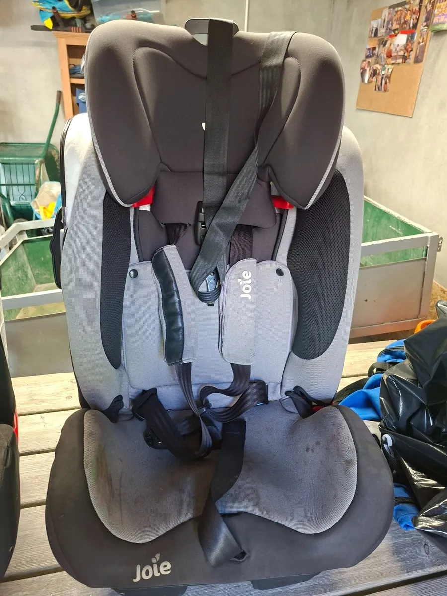Car seats - Image 3