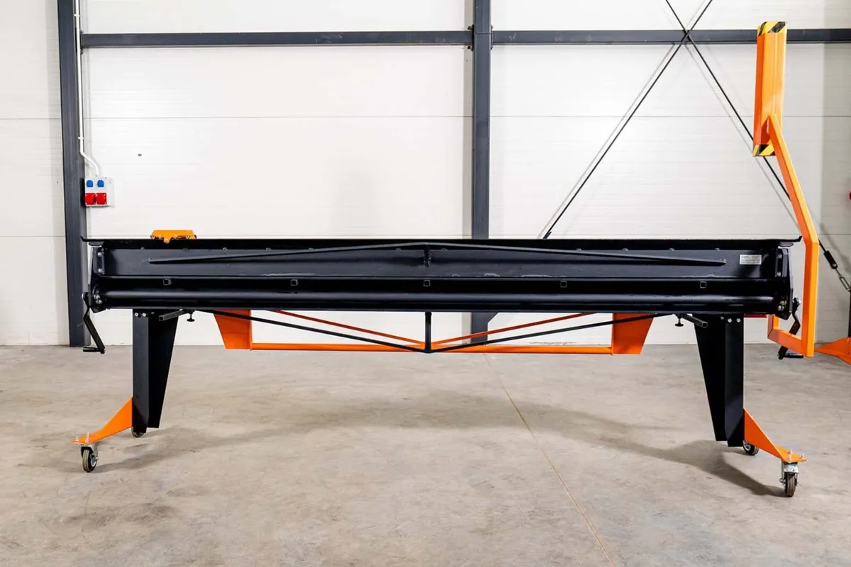 3m Sheet metal folding machine M20x3000+knife - Image 3