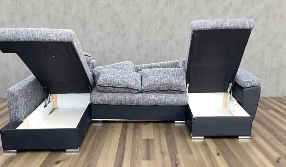 Large sofabed - Image 4