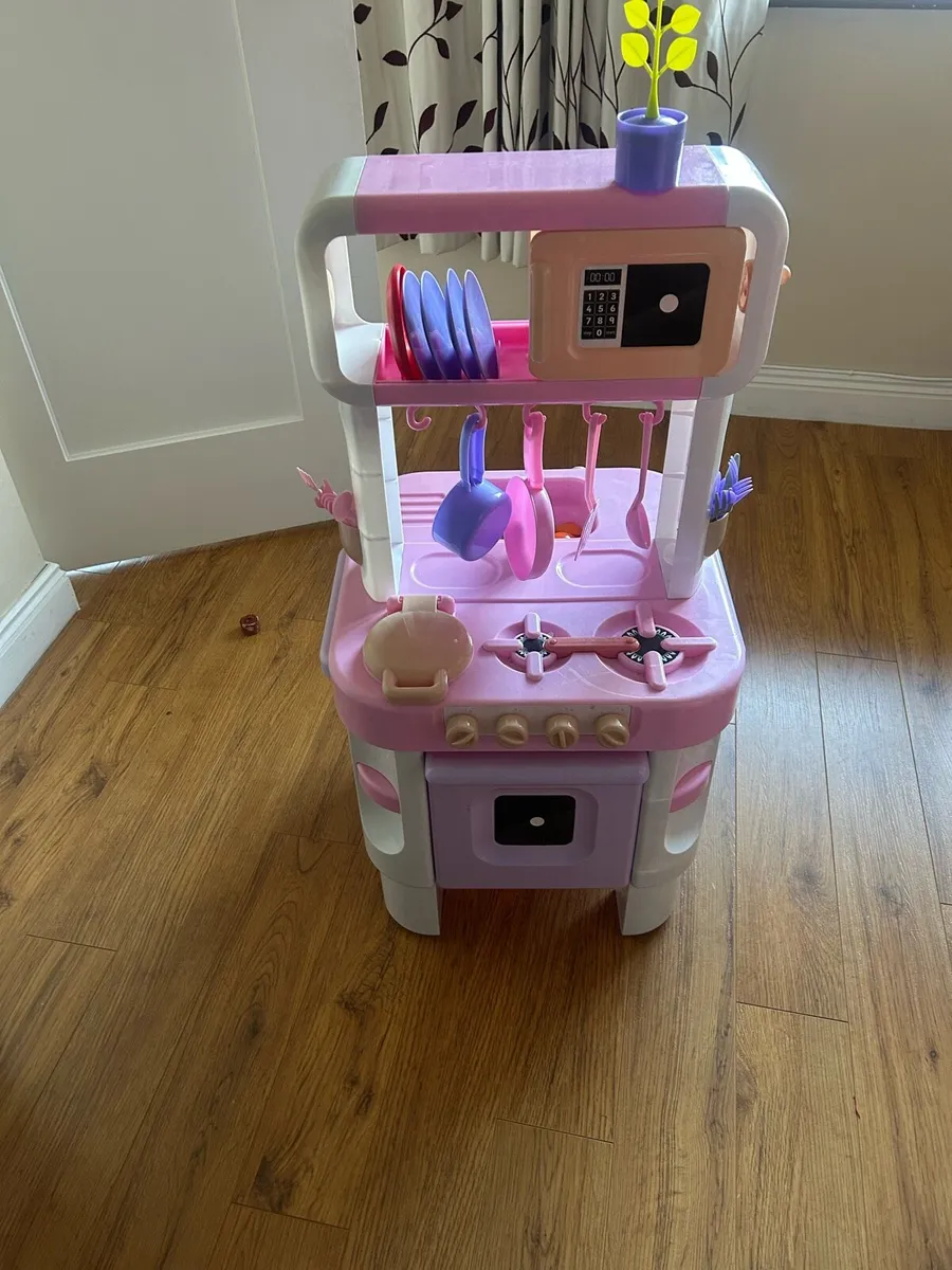 Shop & Kitchen - Image 3