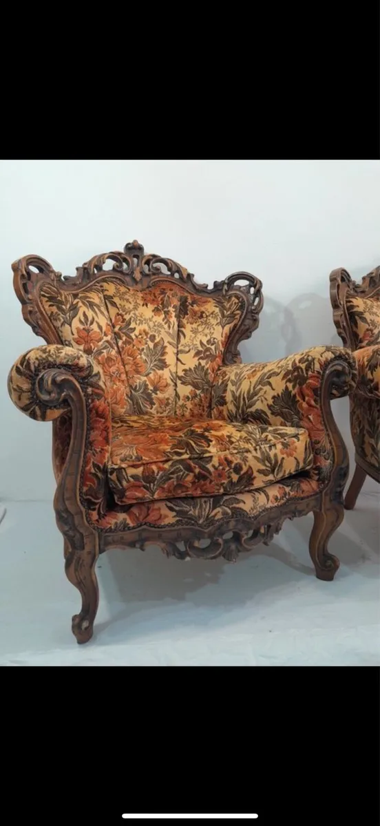 Vintage Italian Louis XV Style Armchair - Image 1