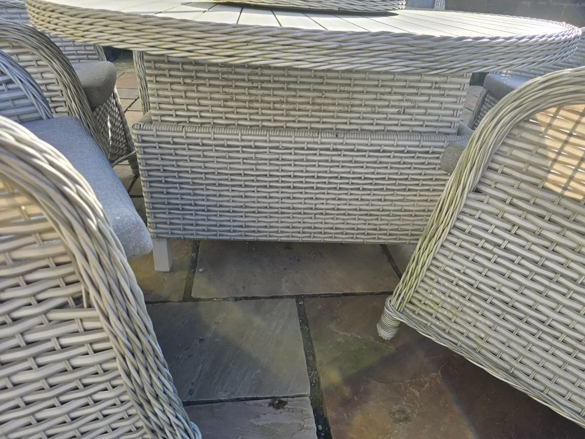 6-Seat Outdoor Rattan Dining Set, Parasol & Base. - Image 2