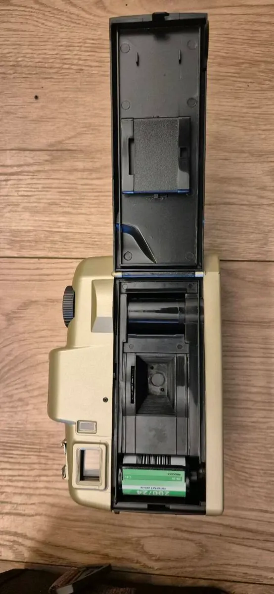 Olympia EL1124 35mm film camera - Image 4