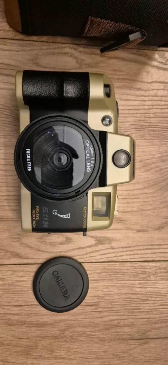 Olympia EL1124 35mm film camera - Image 1