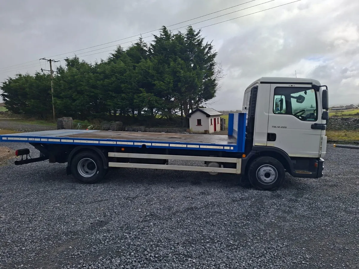 2013 MAN TGL Flatbed - Image 3