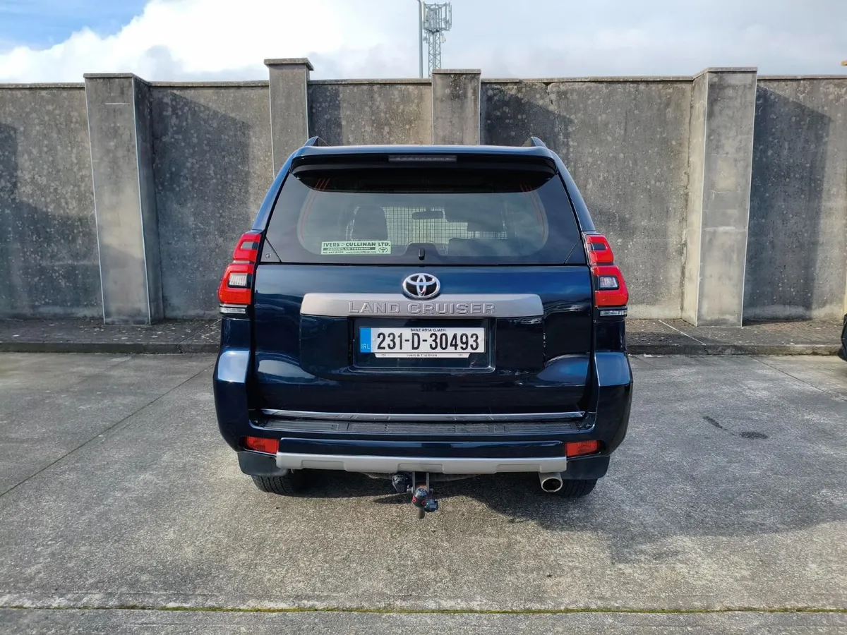 Toyota Land Cruiser 2023 - Image 2