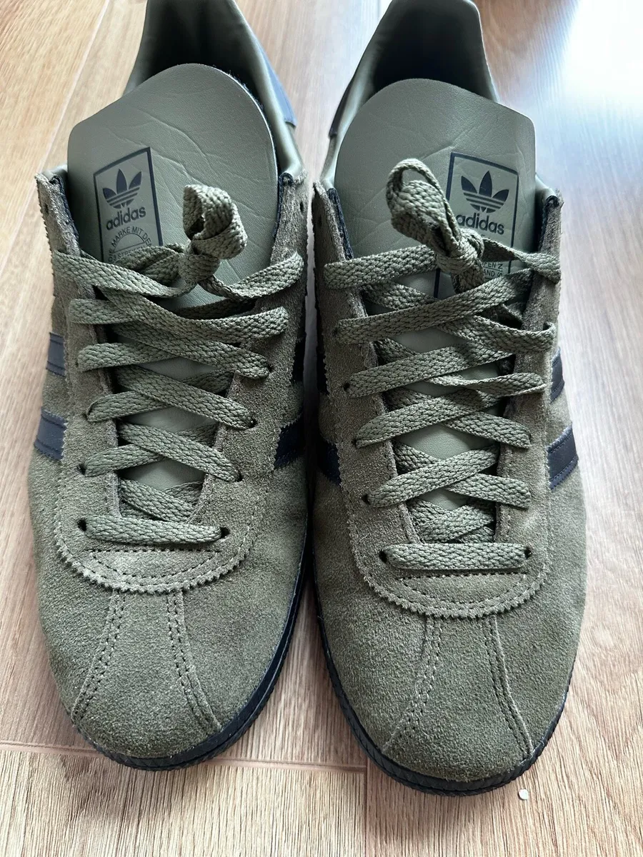 Adidas Munchen sneakers us 11.5/uk 11 - Image 1