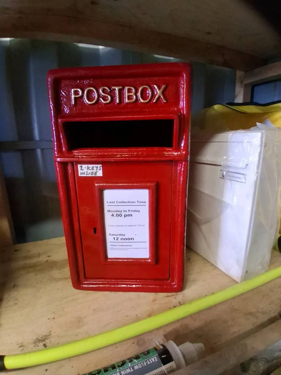 Post box - Image 1