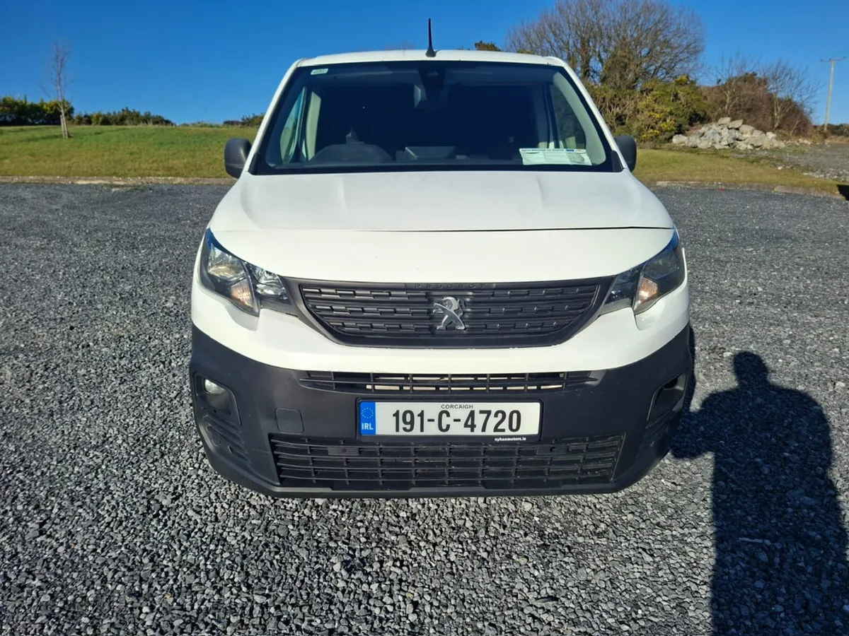 2019 Peugeot Partner - Image 4