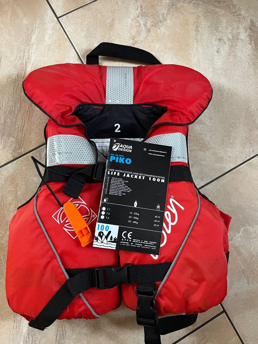 Piko Life vest - Image 2