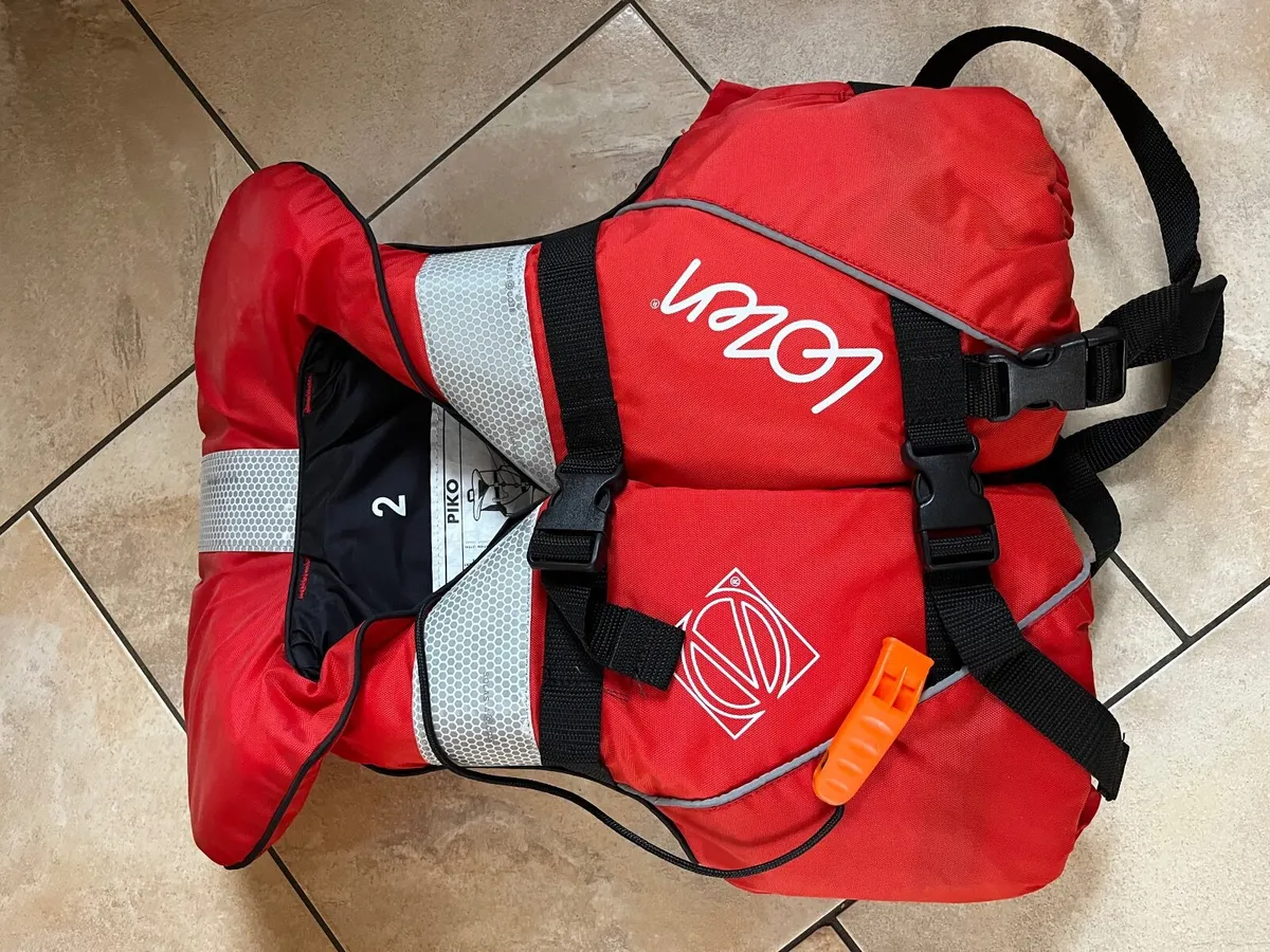 Piko Life vest - Image 1