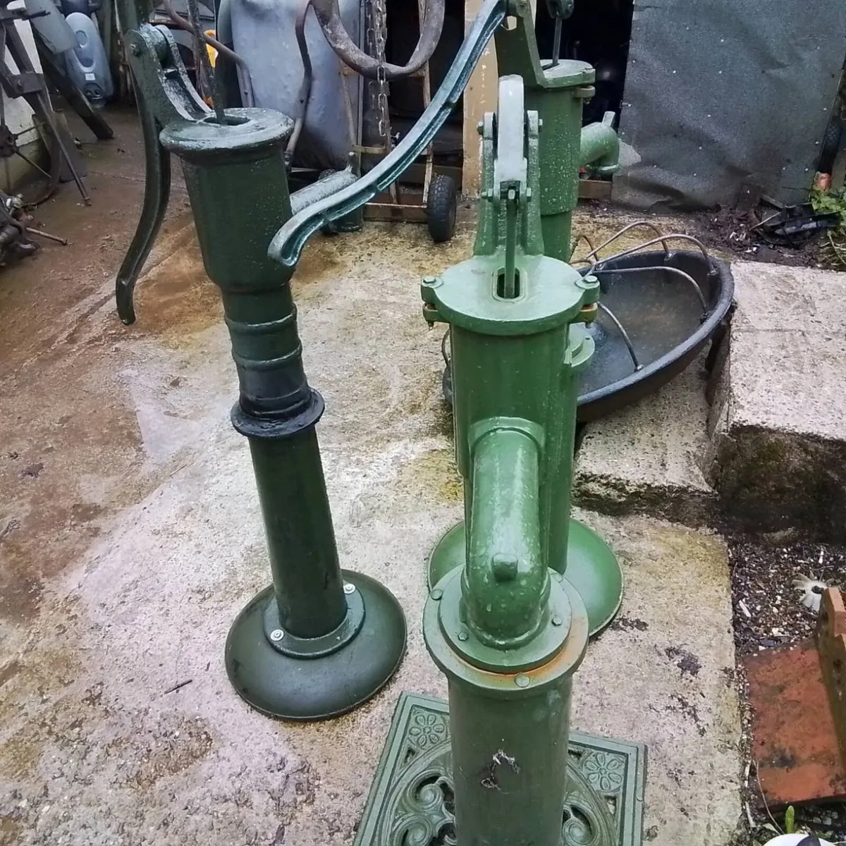 ANTIQUE AND COLLECTABLES - Image 1