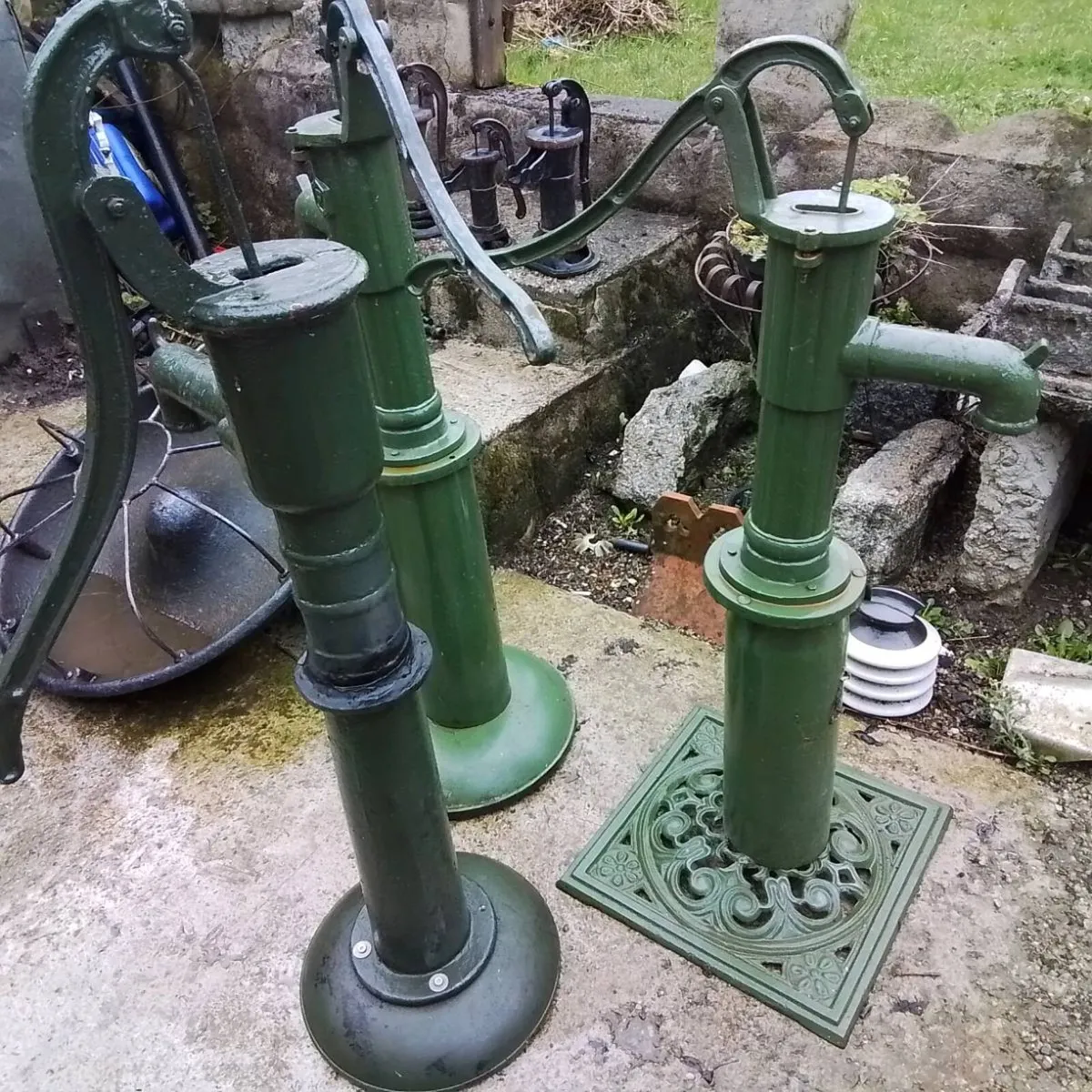 ANTIQUE AND COLLECTABLES - Image 2