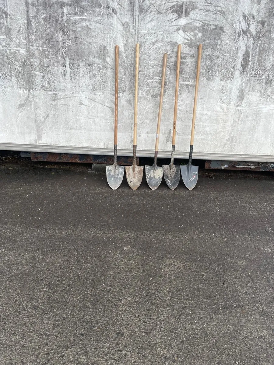 Darby Shovels
