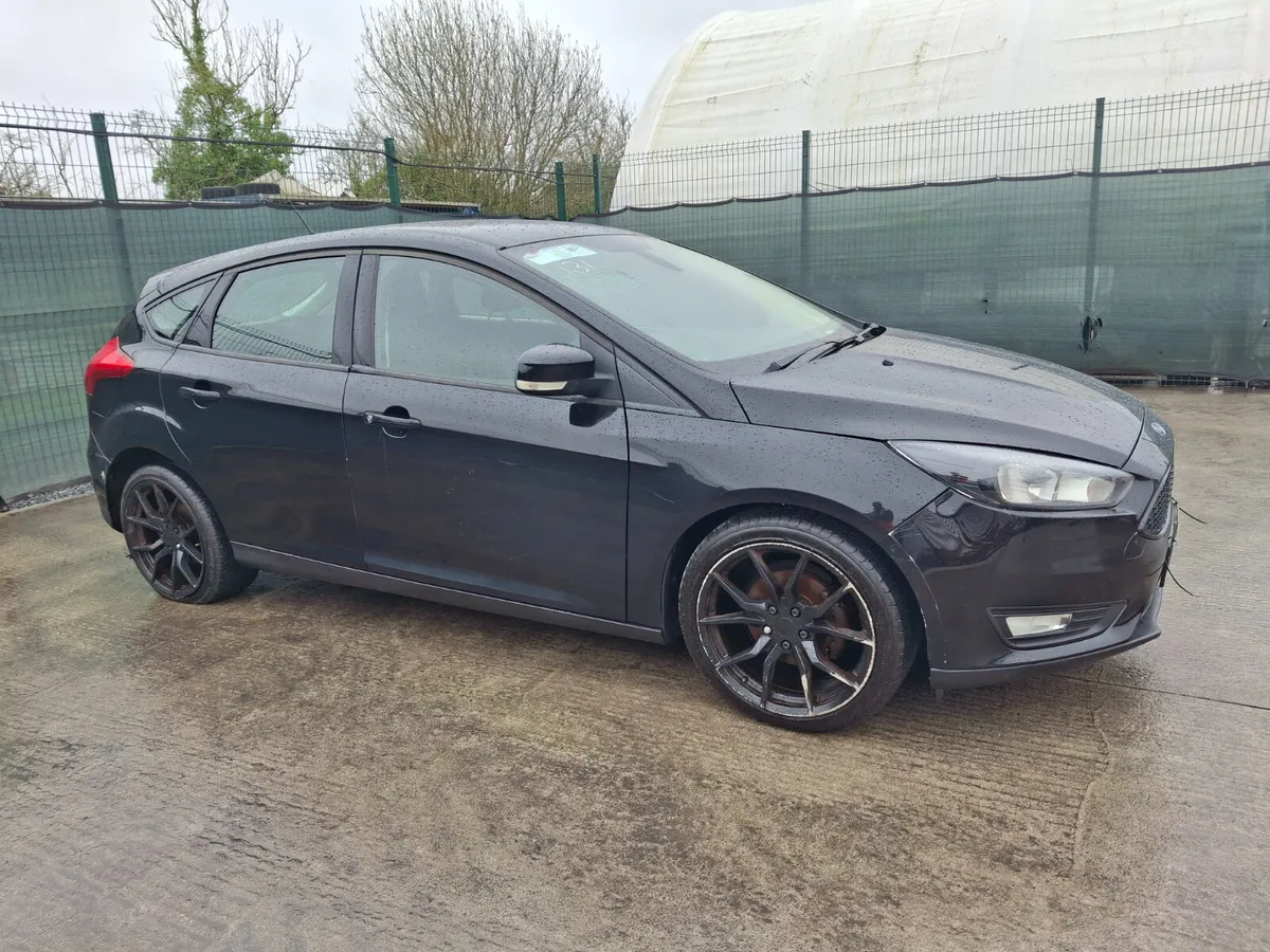162 Ford Focus  Style - Image 1