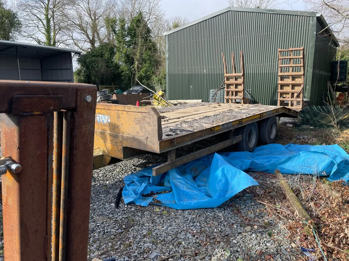 Cheiftan low loader - Image 1