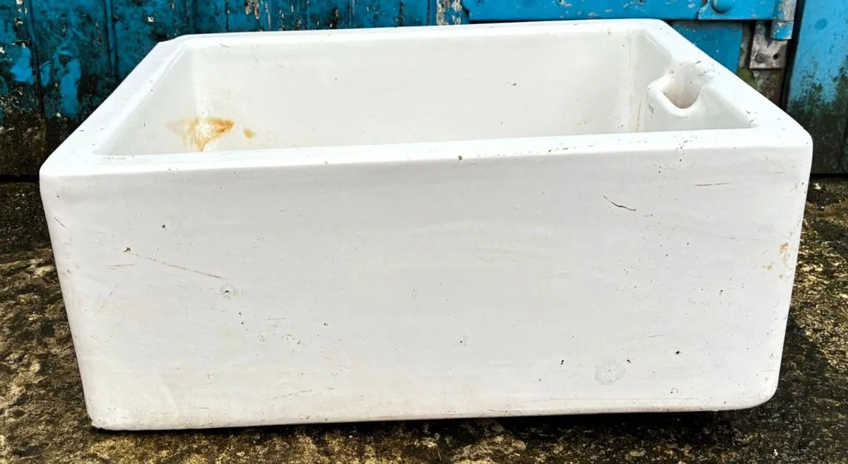 Pair of Belfast Sinks £75 Each - Image 2